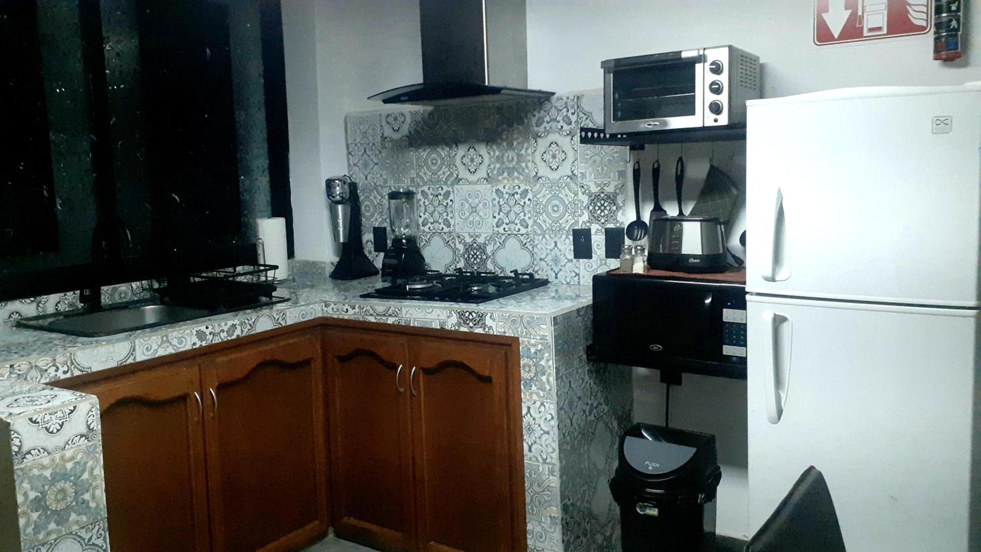 Aparta-Hotel Casa Real Apartamentos Chapala Dış mekan fotoğraf